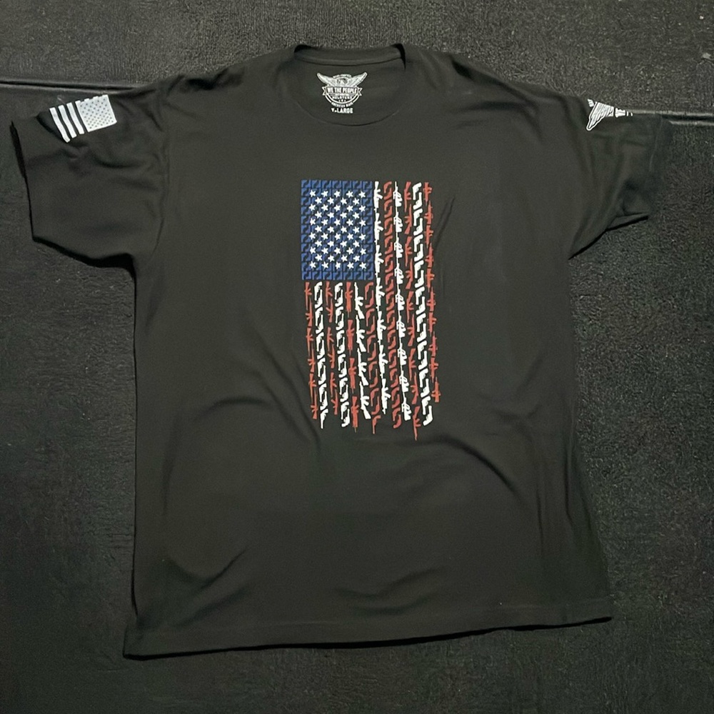 🔥We are the people tee 🔥